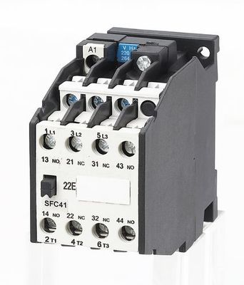 qualité  20A 30A 55A Low Voltage 3 Pole AC Contactor 2NO 2NC IEC60947 Usine